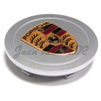 Light gray hub cap with standard coloured Porsche emblem